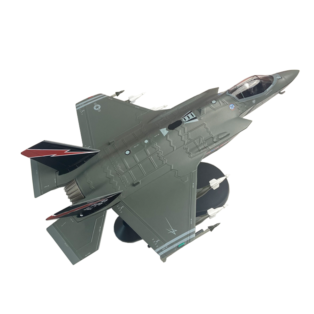 Modellino in Scala 1:72 dell'A - Model Kit Jet recensione e prezzo