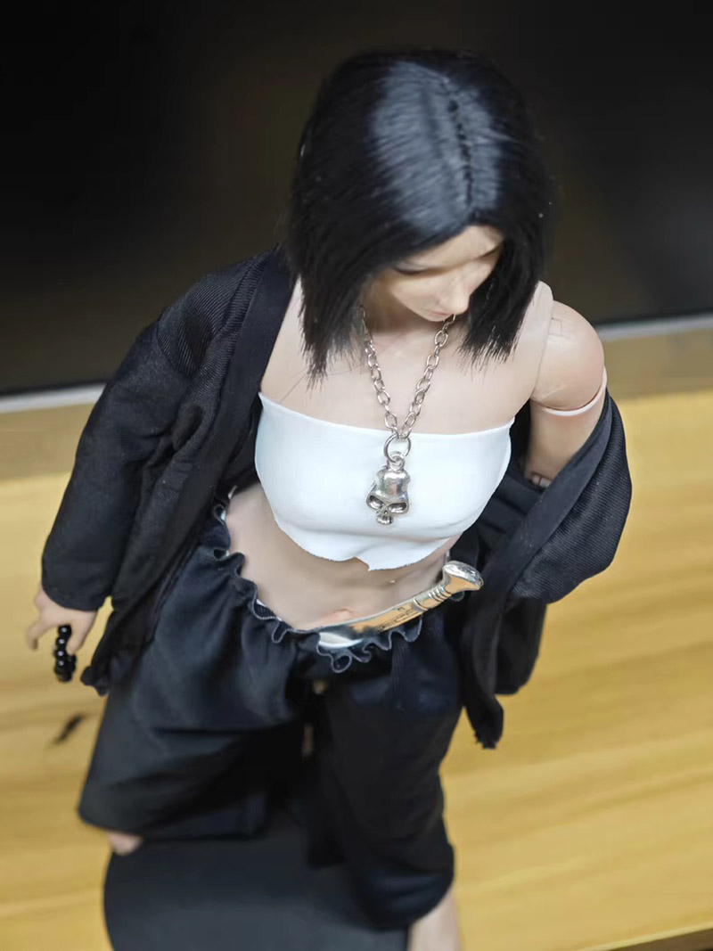 Set di vestiti per ragazza da  - Model Kit Girl recensione e prezzo
