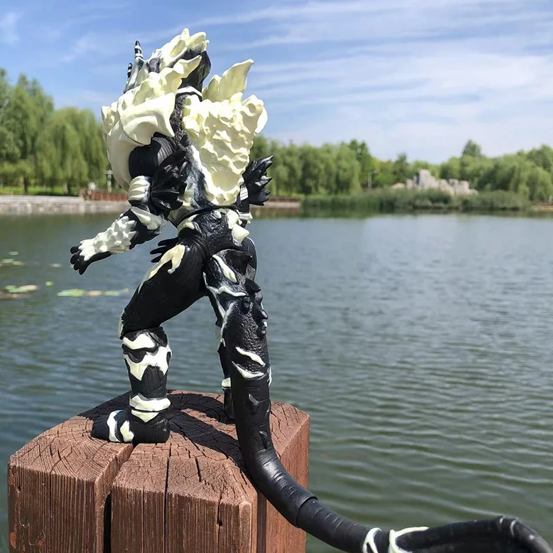 Anime Film Godzilla Serie Acti - Model Kit Vs Action Figure recensione e prezzo