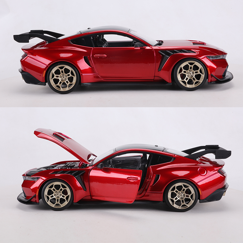 Maisto 1:18 2025 Ford Mustang  - Model Kit Lamborghini recensione e prezzo