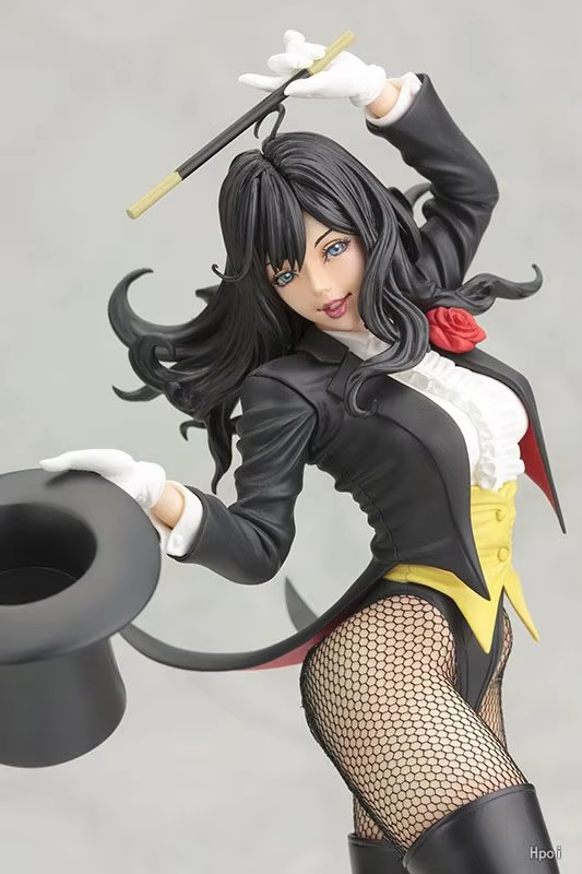 Statua Bishoujo Kotobukiya 100 - Model Kit Kotobukiya recensione e prezzo